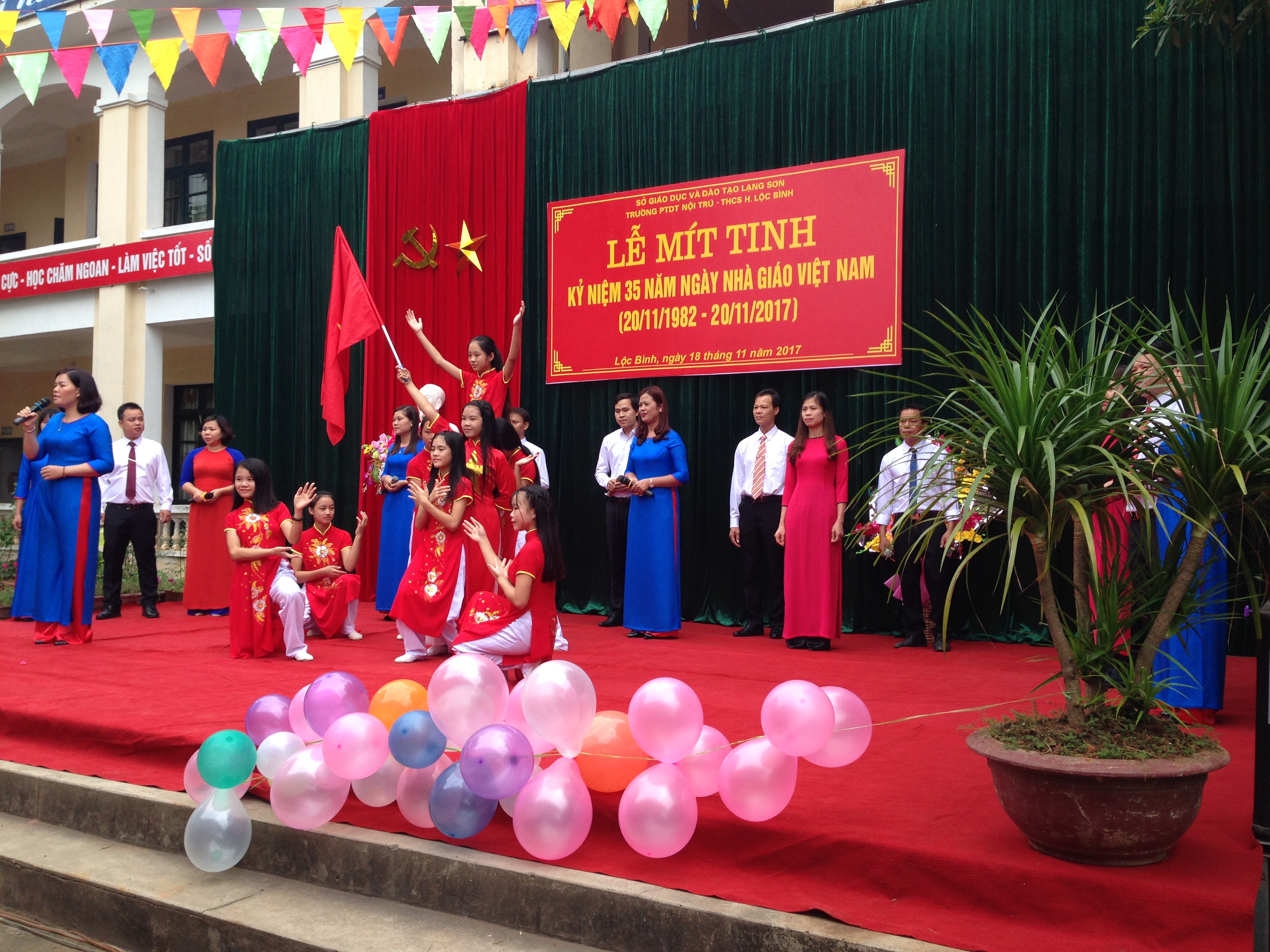 VaN_NGHe___CHA__O_Mu__NG_20_11_2017-_5